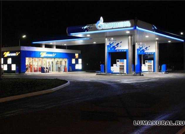 Освещение АЗС "Газпромнефть-Челябинск" уличными светодиодными светильниками